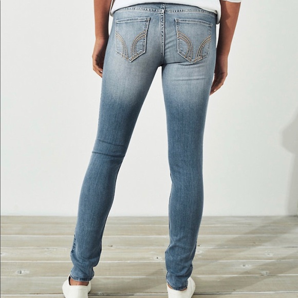 🦋🦋NWOT HOLLISTER SUPER SKINNY - Picture 2 of 7